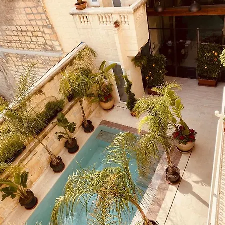 Lulu Boutique Hotel 4*