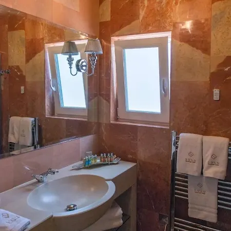 Hotel Lulu Boutique Żebbuġ