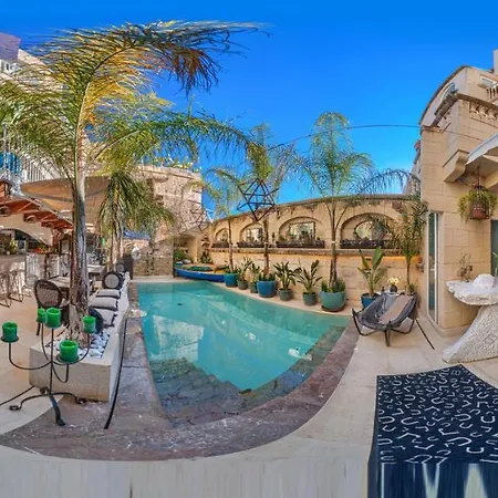 Lulu Boutique Hotel