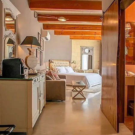 Lulu Boutique 4* Żebbuġ