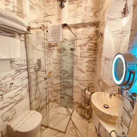 Lulu Boutique Hotel