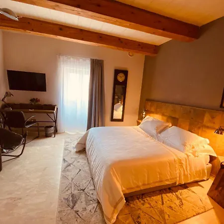 Hotell Lulu Boutique 4*