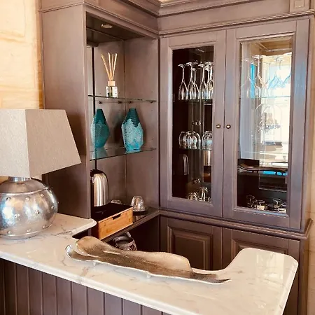 Lulu Boutique 4* Żebbuġ