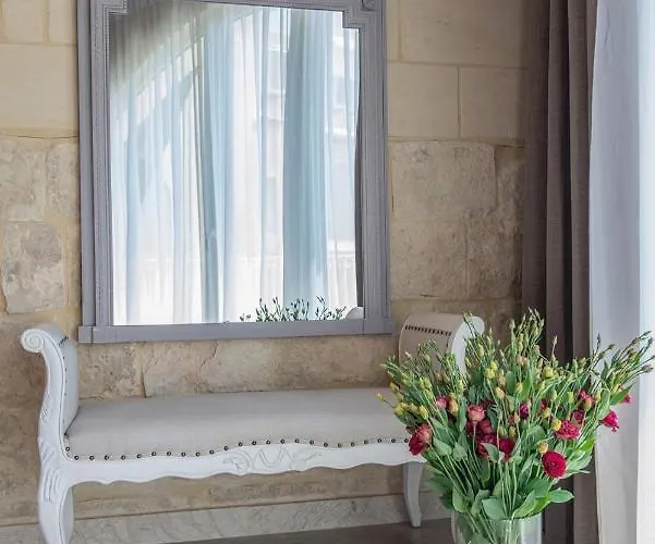 Lulu Boutique Hotel Żebbuġ
