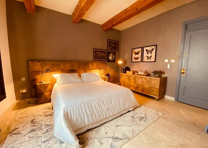 Lulu Boutique Żebbuġ